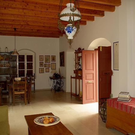 Sior Nikoletos Villa Vori Exterior photo