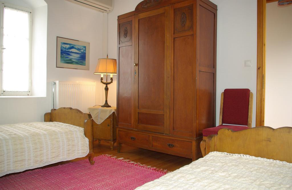 Sior Nikoletos Villa Vori Exterior photo